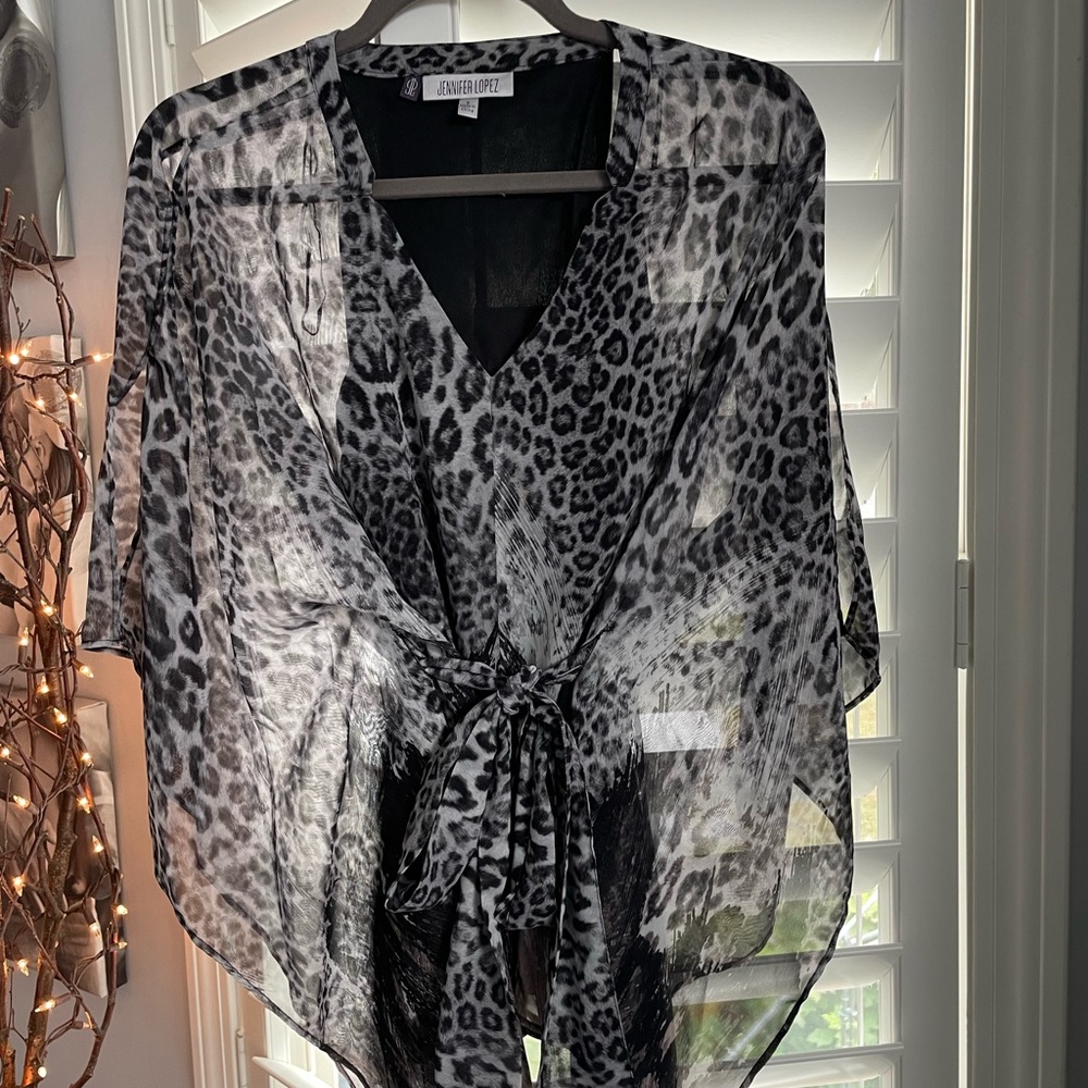 Women’s top black and grey leopard size S